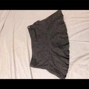 Short skirt perfect for the cold season